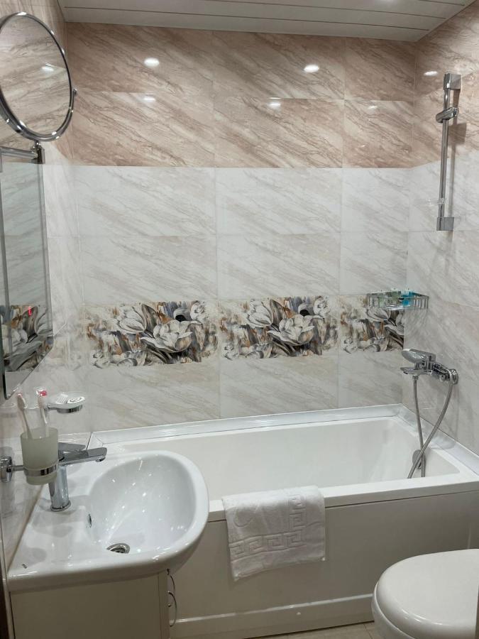 Anga Yerevan Hotel Dış mekan fotoğraf