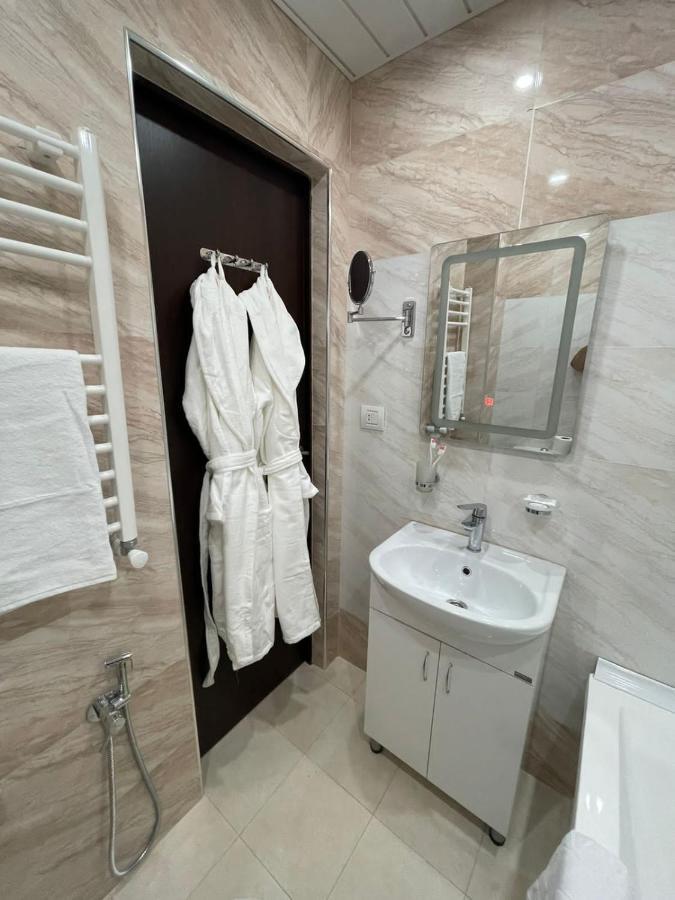 Anga Yerevan Hotel Dış mekan fotoğraf